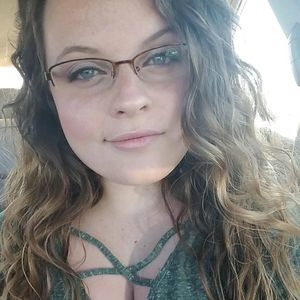 Meet your Posher, Lindsay